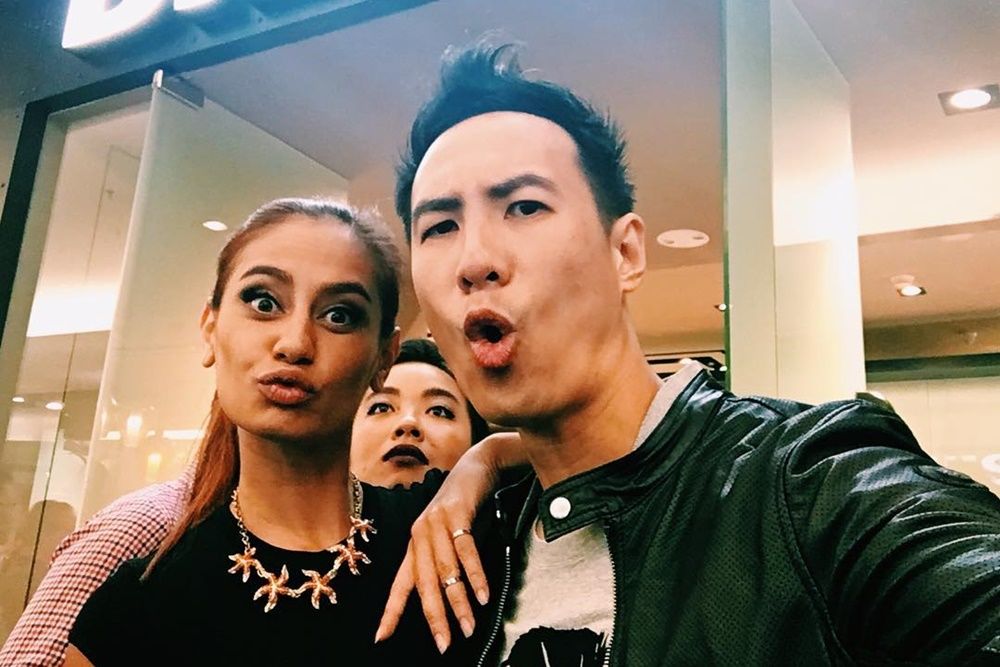 Momen 10 seleb cantik akrab sama mantan pacar, kini jadi sahabat