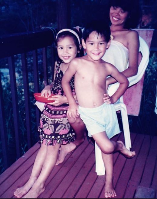 8 Potret jadul Richard Kyle ini jadi sorotan, gaya rambutnya keren