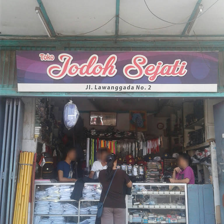 10 Nama warung antimainstream ini lucunya bikin senyum baper