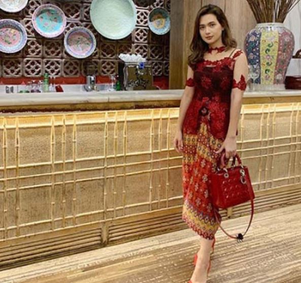 Potret 6 aktris sinetron Ikatan Cinta kenakan kebaya, bikin terpana