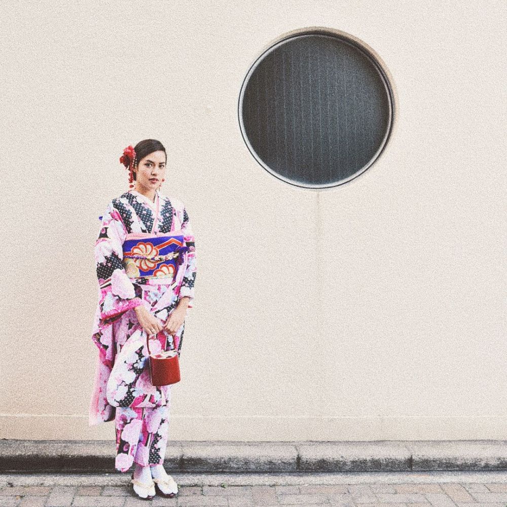 Pesona 10 penyanyi ketika memakai kimono, Syahrini tampil stunning