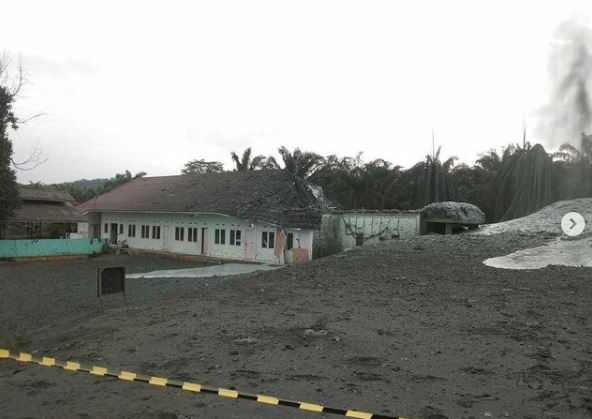 Viral semburan gas misterius di Pesantren Al-Ihsan, santri diungsikan