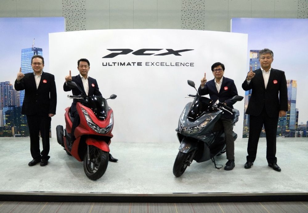 8 Fakta skutik premium All New Honda PCX 160, spesifikasi dan harganya