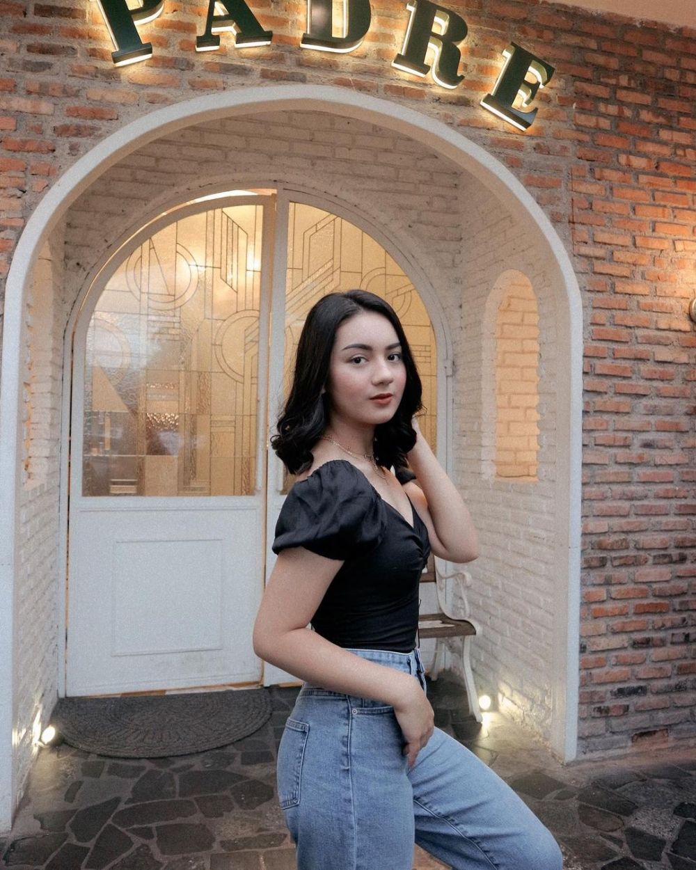 Pesona 7 pesinetron blasteran Jerman, termasuk Michelle 'Ikatan Cinta'