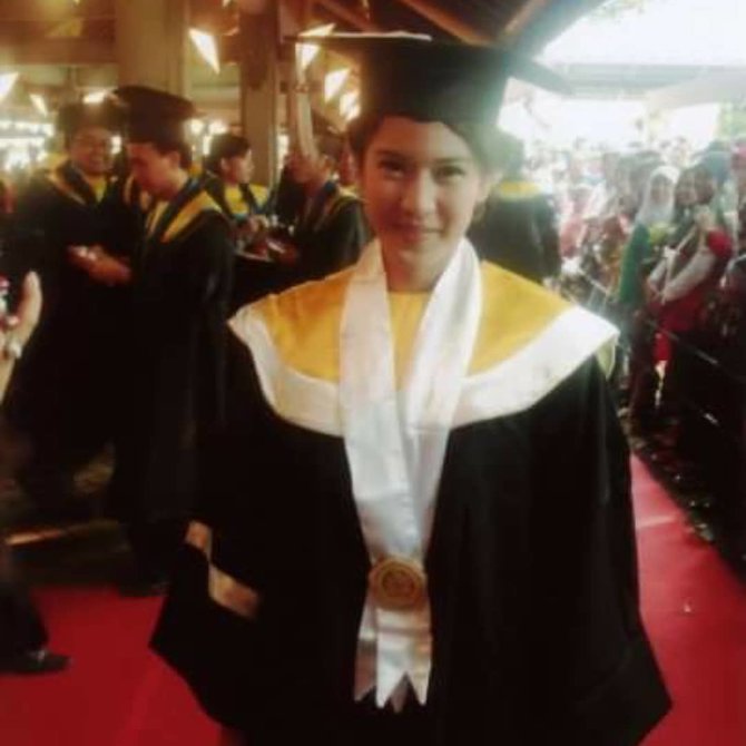 Potret lawas 12 seleb cantik zaman kuliah, Najwa Shihab manglingi