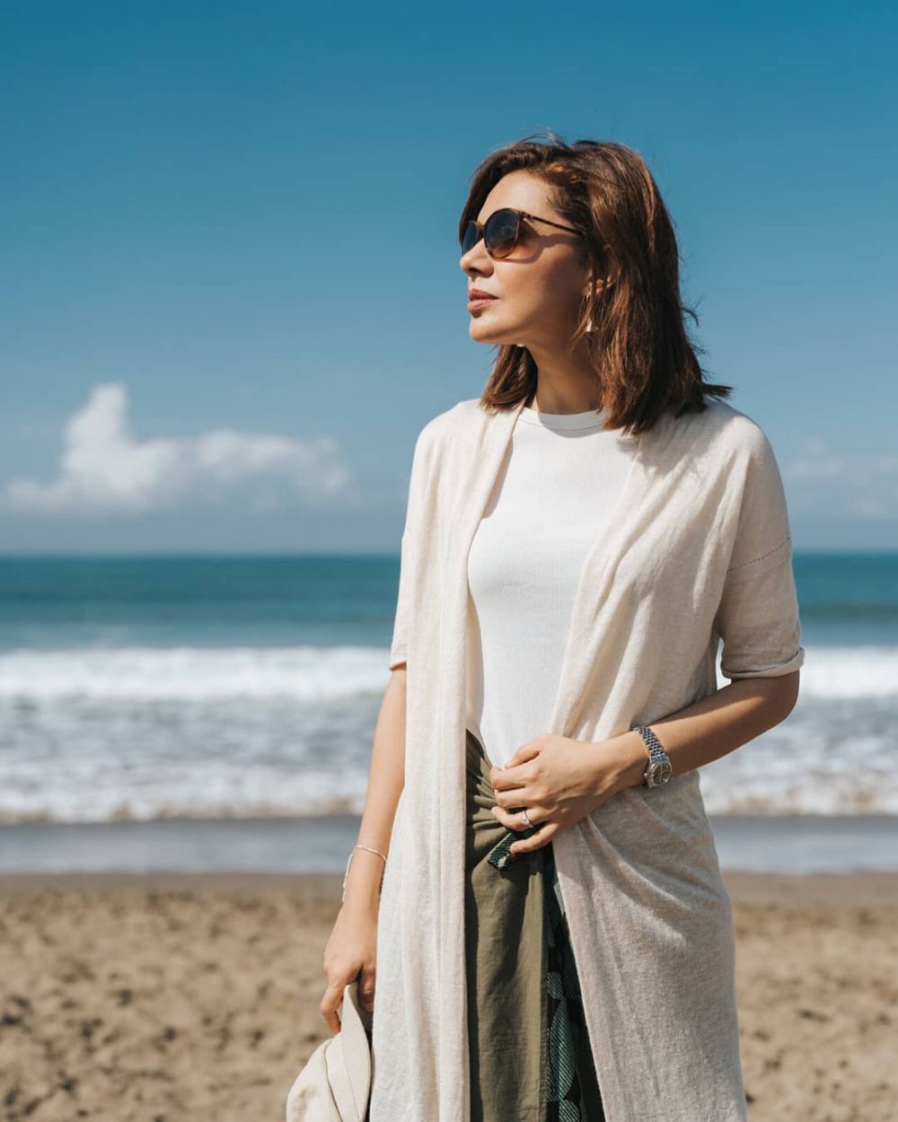 7 Seleb ini menikah sebelum lulus kuliah S1, terbaru Margin Wieheerm