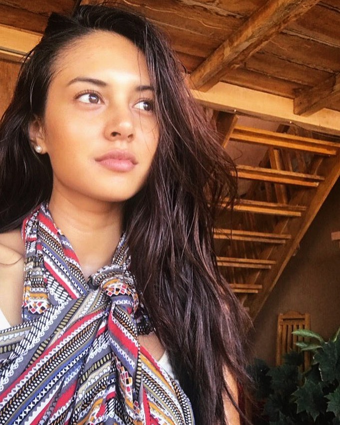 15 Potret Aurelie Moeremans tanpa makeup, bukti cantik natural