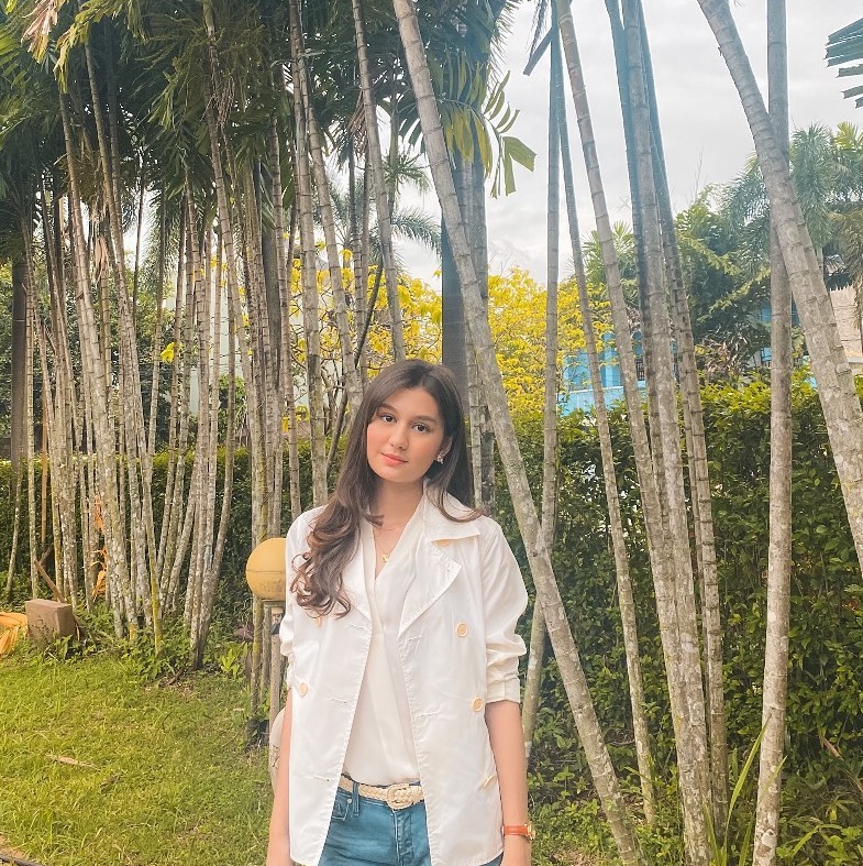 Usia belasan tahun, 8 seleb ini jago berperan jadi istri