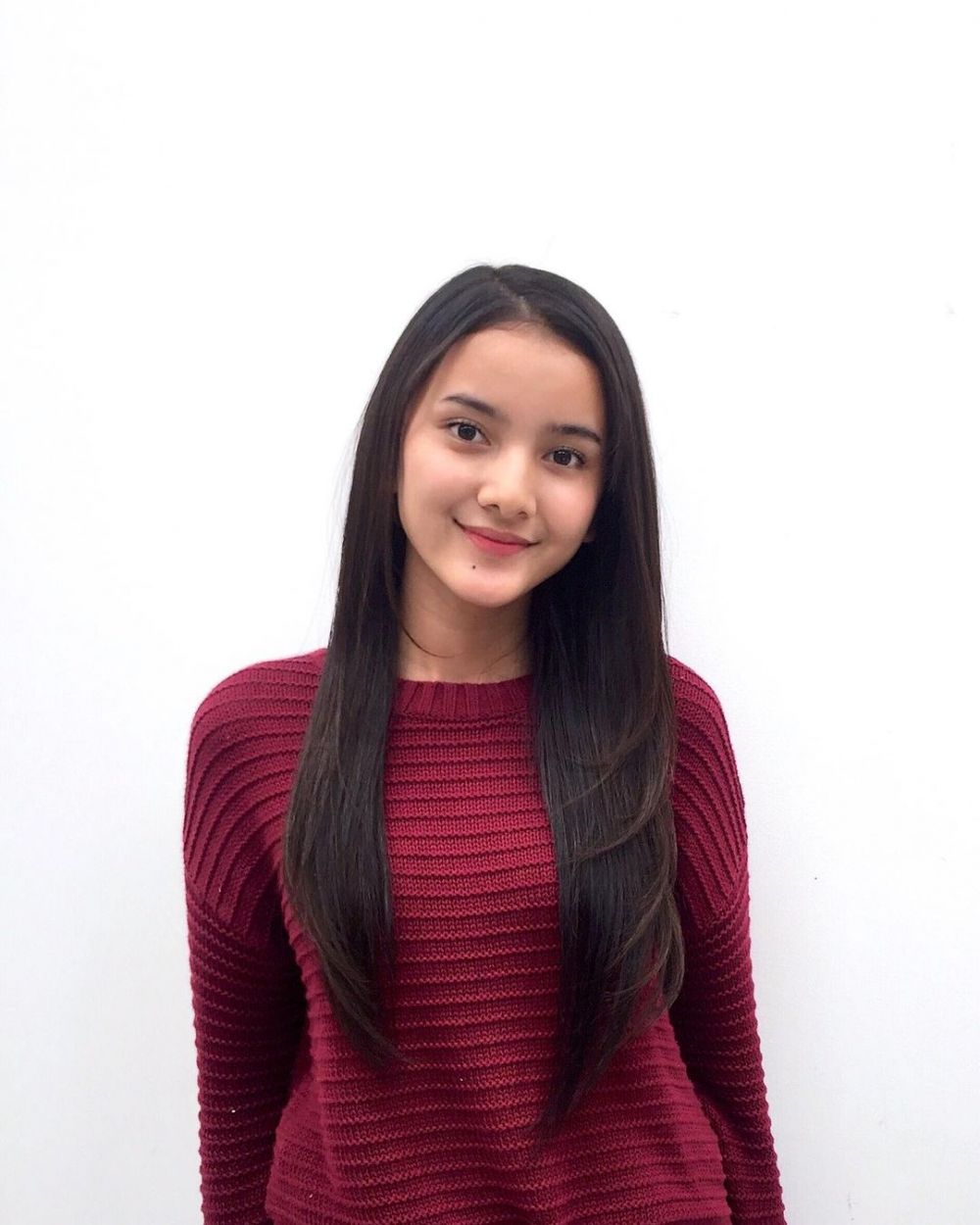 Usia belasan tahun, 8 seleb ini jago berperan jadi istri