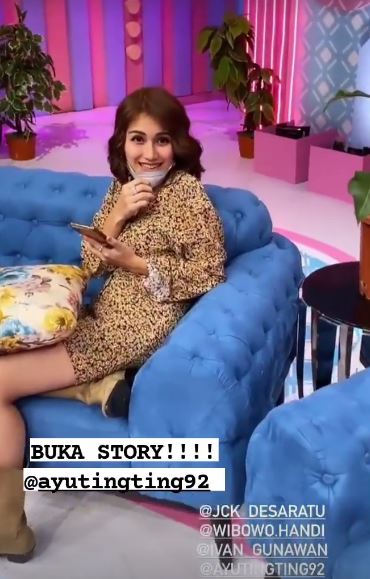 10 Gaya Ayu Ting Ting dengan rambut baru, pesonanya makin terpancar