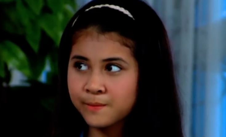 8 Potret Kesha Ratuliu saat awal karier, wajah imutnya bikin gemas