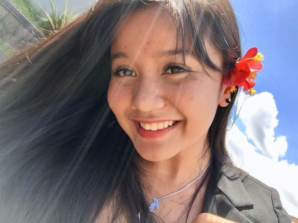 10 Potret Sabrina Ristawan, atlet badminton teman dekat Galih Ginanjar