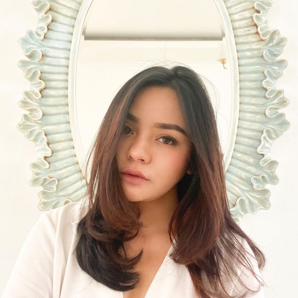 Ultah ke-32, ini 9 potret Gita Sinaga yang makin memesona