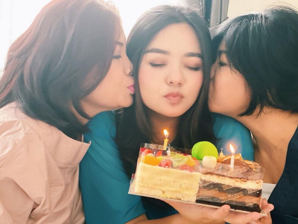 Ultah ke-32, ini 9 potret Gita Sinaga yang makin memesona