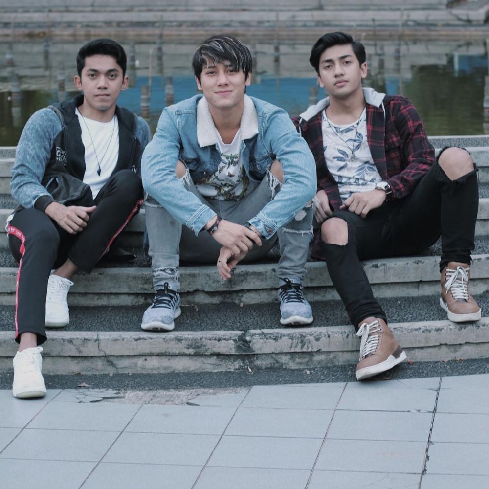 10 Potret persahabatan Rizky Billar, Harris Vriza, dan Ady Sky