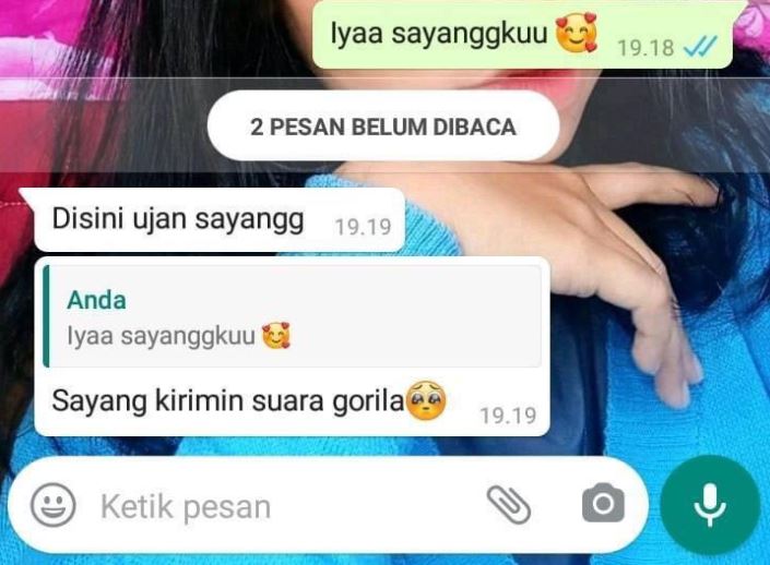 8 Chat permintaan absurd dari pacar ini bikin jomblo senyum jahat