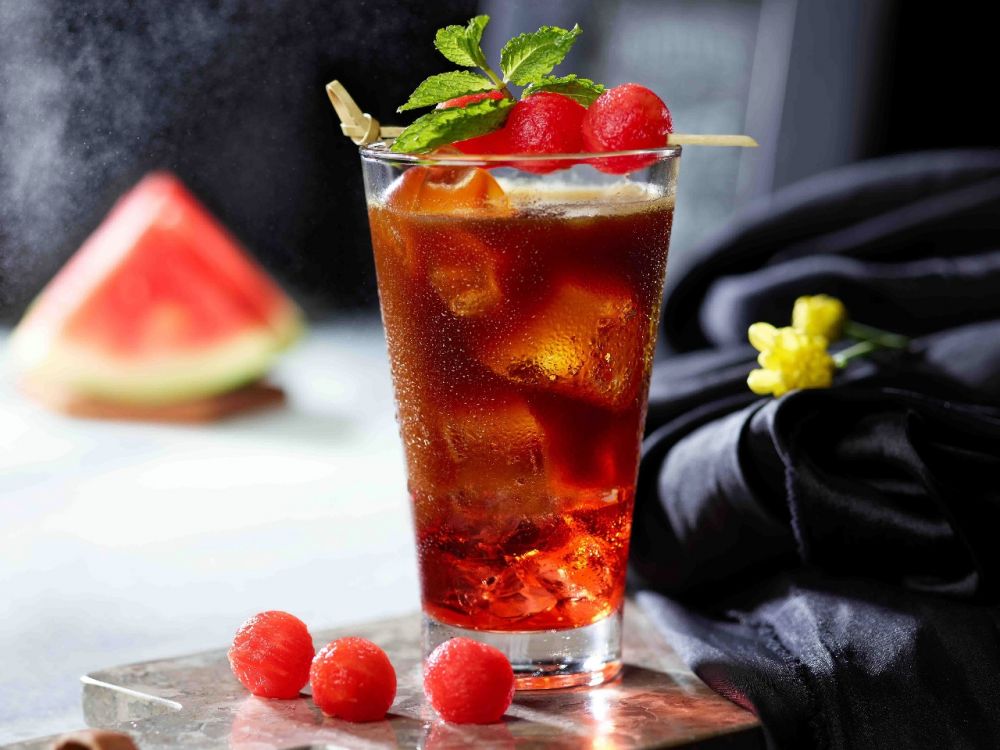 4 Racikan kopi yang punya citarasa unik, ada topping klepon