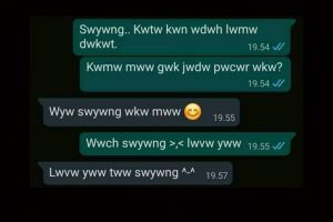 10 Chat lucu ke pacar pakai 'kode rahasia' ini bikin dahi berkerut