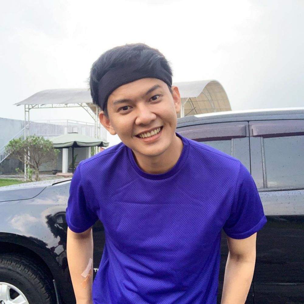 10 Seleb ini ternyata dulu mahasiswa teknik, ada Arya Saloka