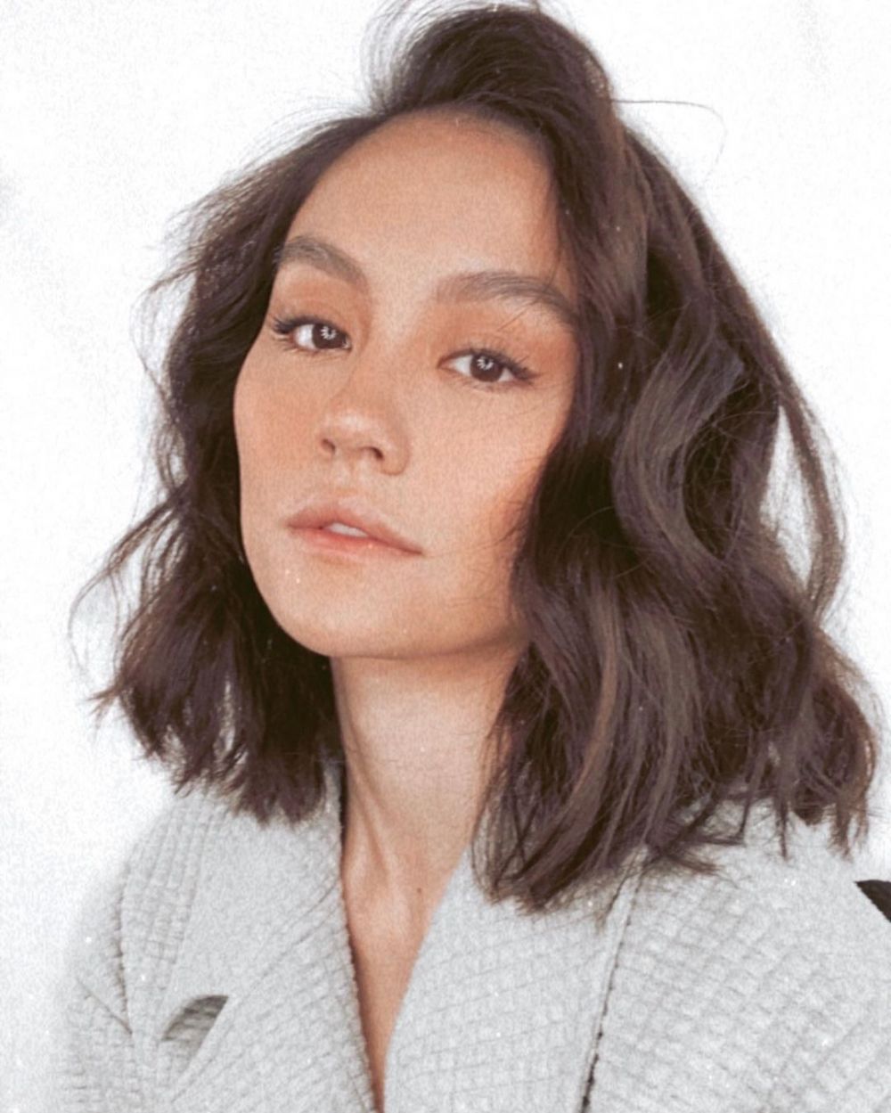 10 Potret transformasi gaya rambut Agnez Mo sejak kecil