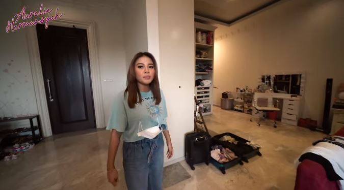 10 Momen Aurel bersiap pindah ke rumah baru Atta Halilintar