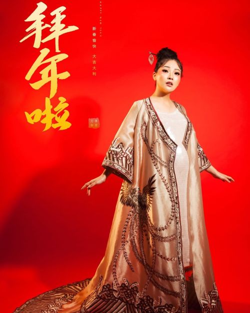 10 Gaya Sarwendah dalam nuansa Imlek, anggun dan memukau