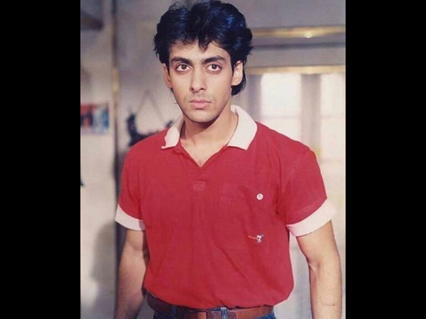 Potret lawas 8 aktor Bollywood bermarga Khan, parasnya curi perhatian