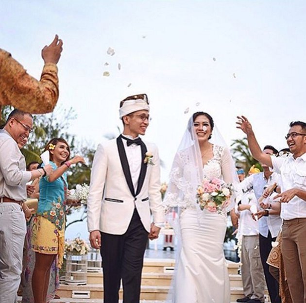 Jauh dari sorotan, ini potret dan gaya pernikahan 8 jebolan AFI