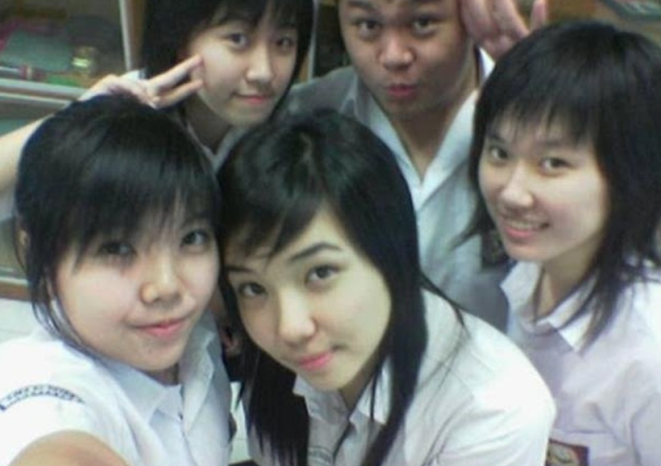 7 Potret masa sekolah Gisella Anastasia, gaya saat SMA disorot