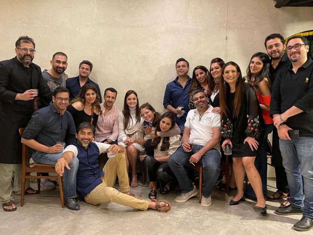 7 Potret pernikahan artis Bollywood Dia Mirza kedua kalinya, meriah