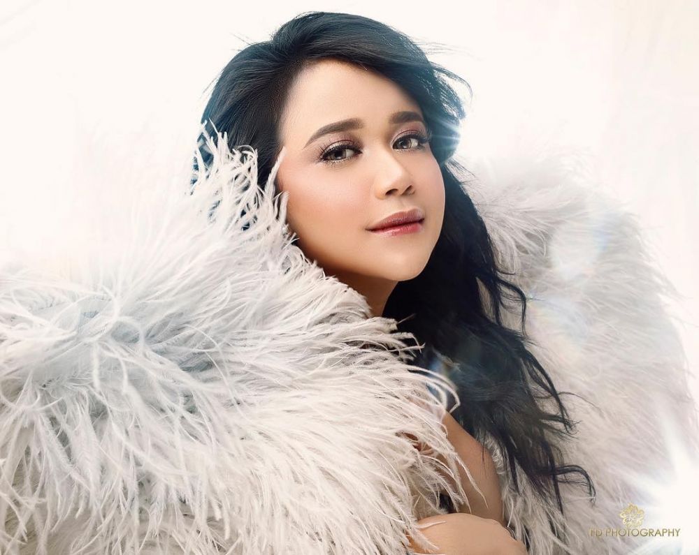 10 Gaya pemotretan Brisia Jodie dengan berbagai tema, curi perhatian