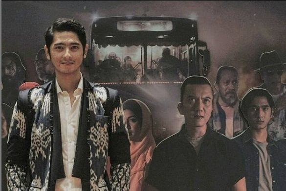 Tampil beda, ini 10 potret Arya Saloka saat kenakan busana etnik