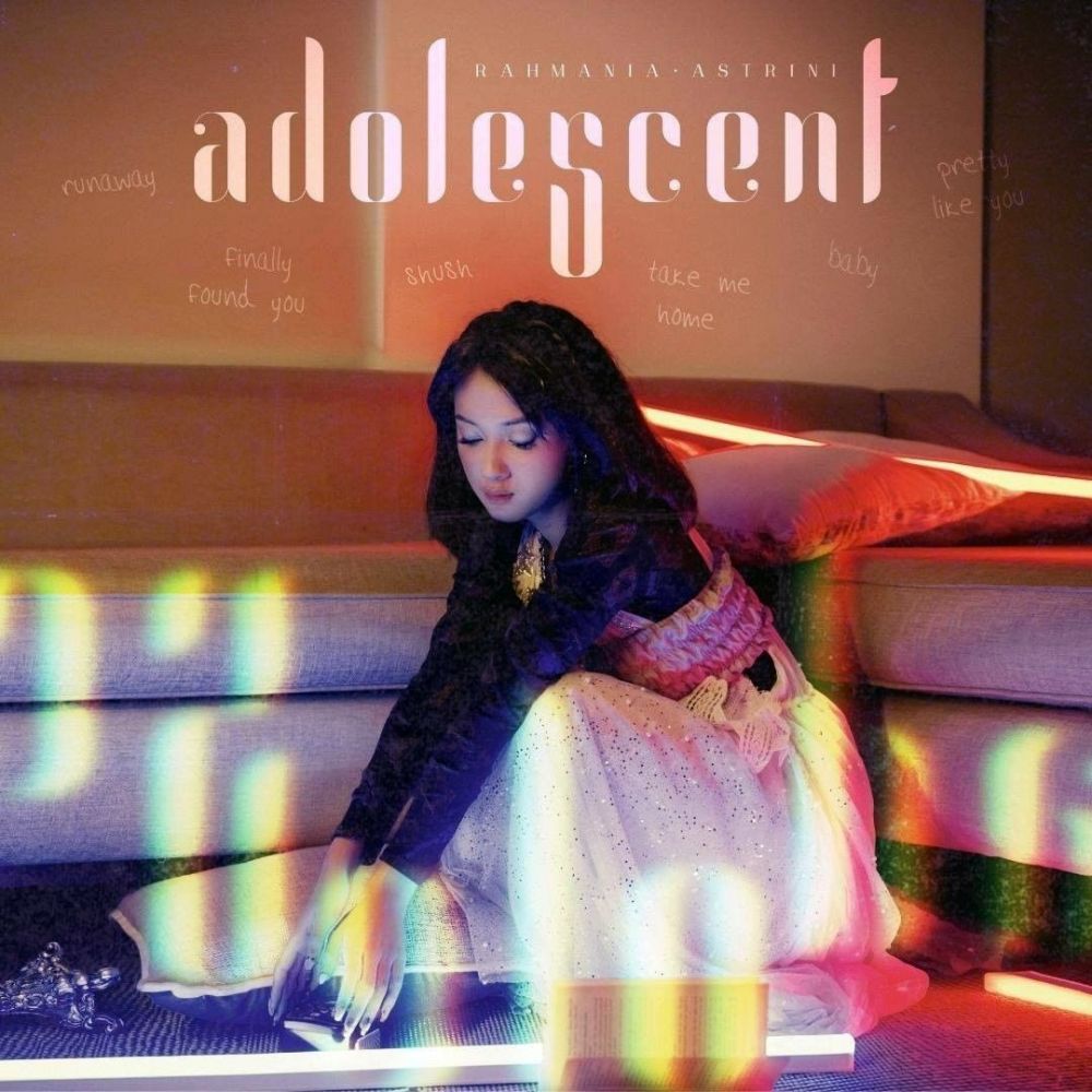 Rahmania Astrini resmi luncurkan EP perdana bertajuk Adolescent   