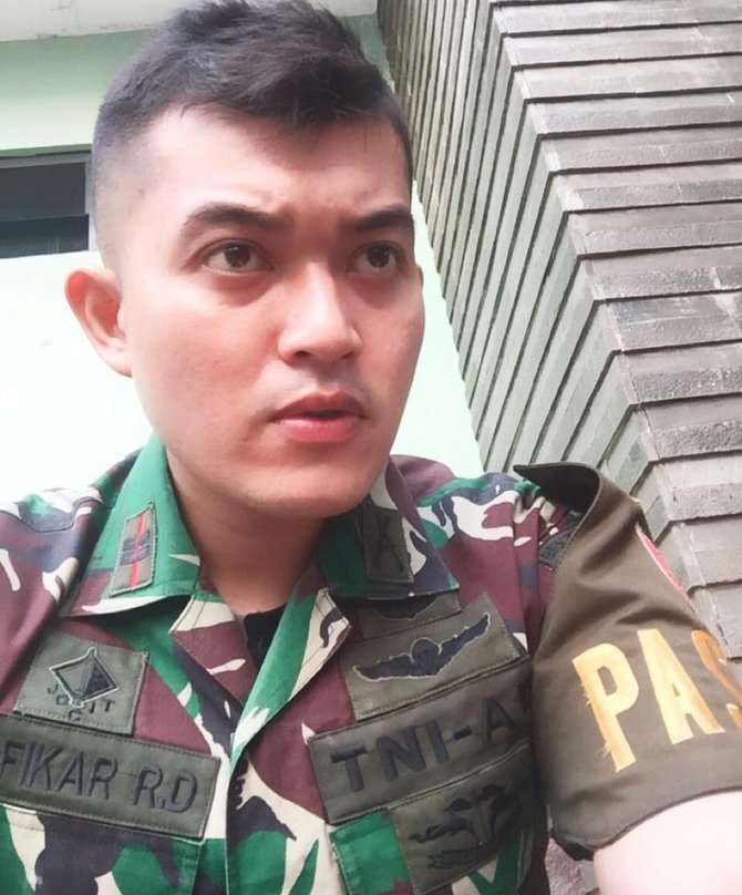 Potret ganteng 10 anak artis sinetron yang tak eksis di dunia hiburan