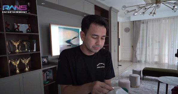 10 Momen Nagita Slavina dapat kado cincin berlian, harganya fantastis