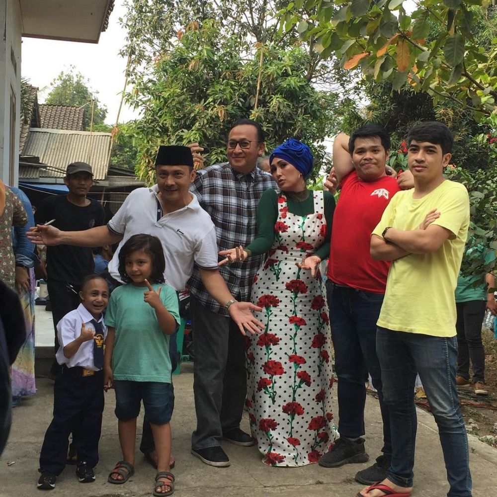 15 Tahun berlalu, intip 8 potret persahabatan pemain 'Si Entong'