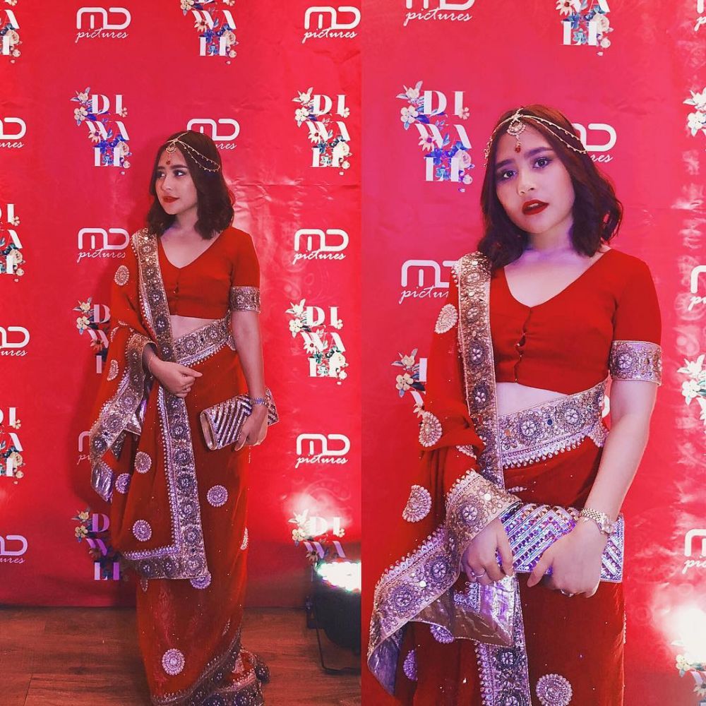 Pesona 10 seleb berdandan bak bintang Bollywood, memesona