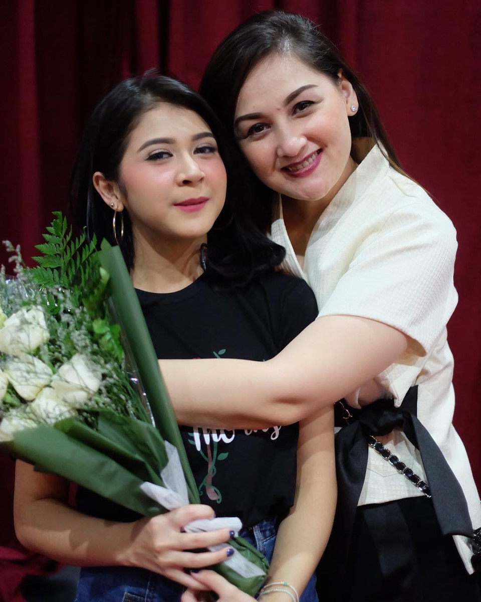 Tak disangka, 6 pesinetron ini ternyata keponakan artis terkenal