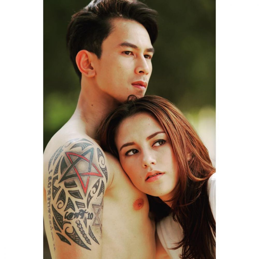 Sudah jarang dandan, ini 10 pesona Dahlia Poland ketika ber-makeup