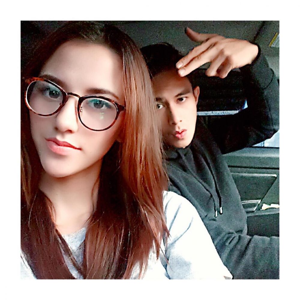 Sudah jarang dandan, ini 10 pesona Dahlia Poland ketika ber-makeup