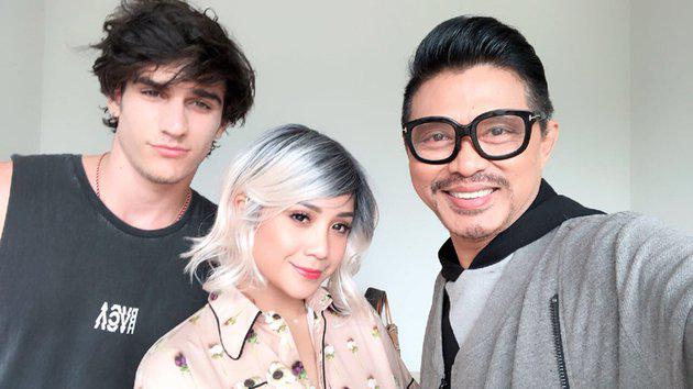 10 Transformasi gaya rambut Nagita Slavina, dipuji selalu bak ABG