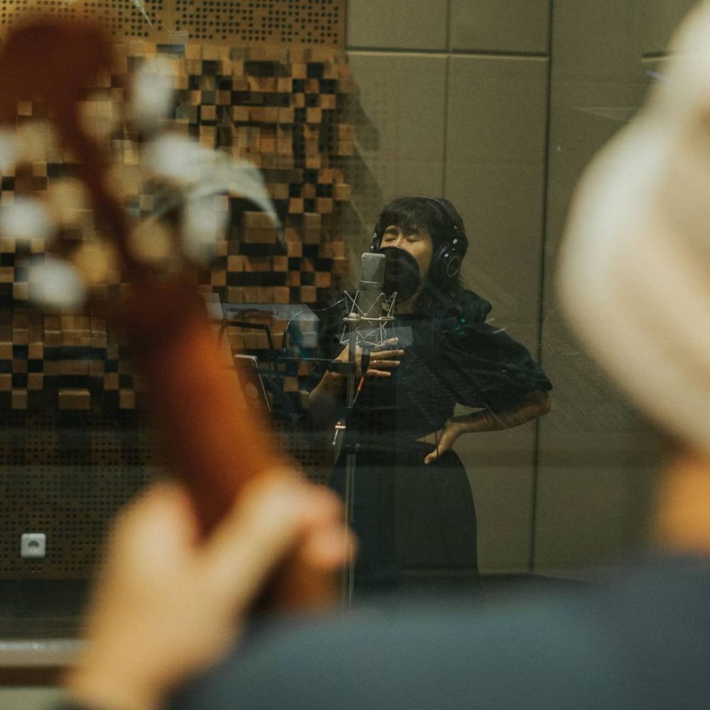 10 Momen Widi Mulia kembali rekaman usai lama vakum