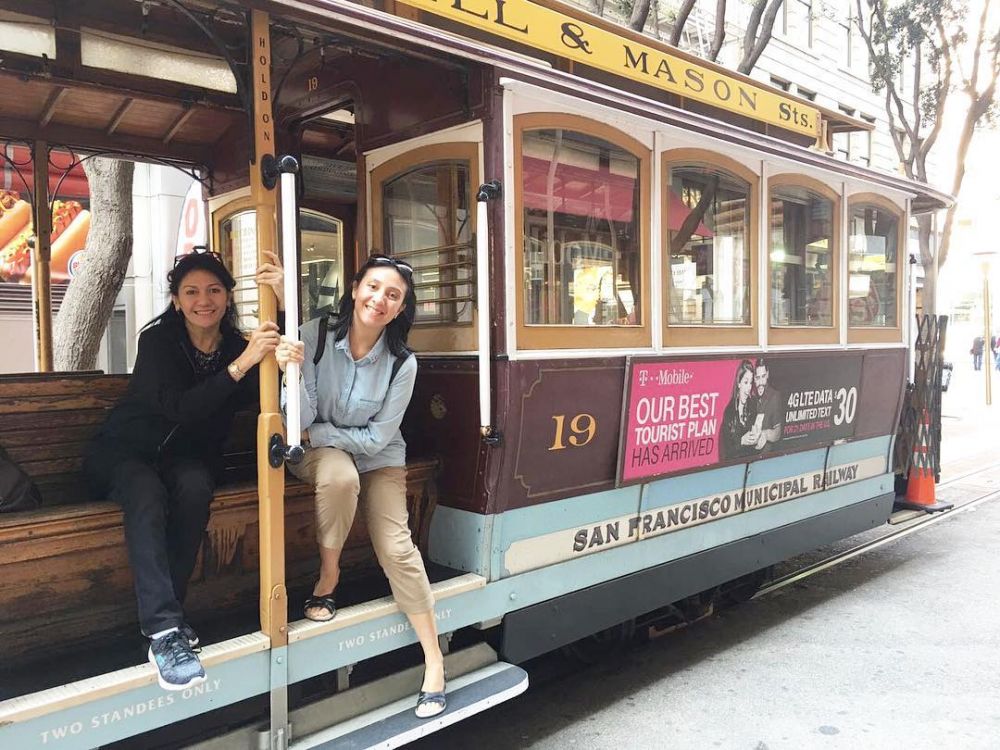 Pesona 9 anak artis era 80-an yang tak eksis di dunia hiburan