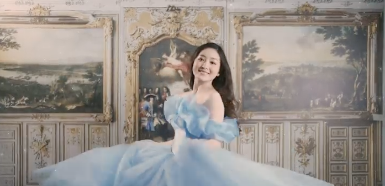 6 Gaya pemotretan Natasha Wilona jadi Cinderella, tampil anggun