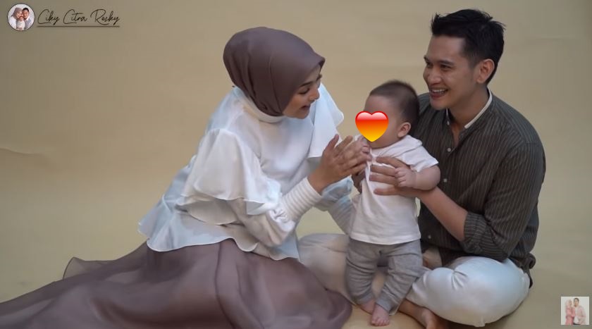 12 Momen pemotretan Citra Kirana pertama kali bareng anak, bikin gemas