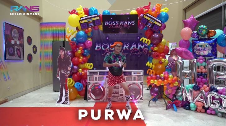 10 Potret seru fashion show ultah Raffi Ahmad-Nagita, kostumnya heboh