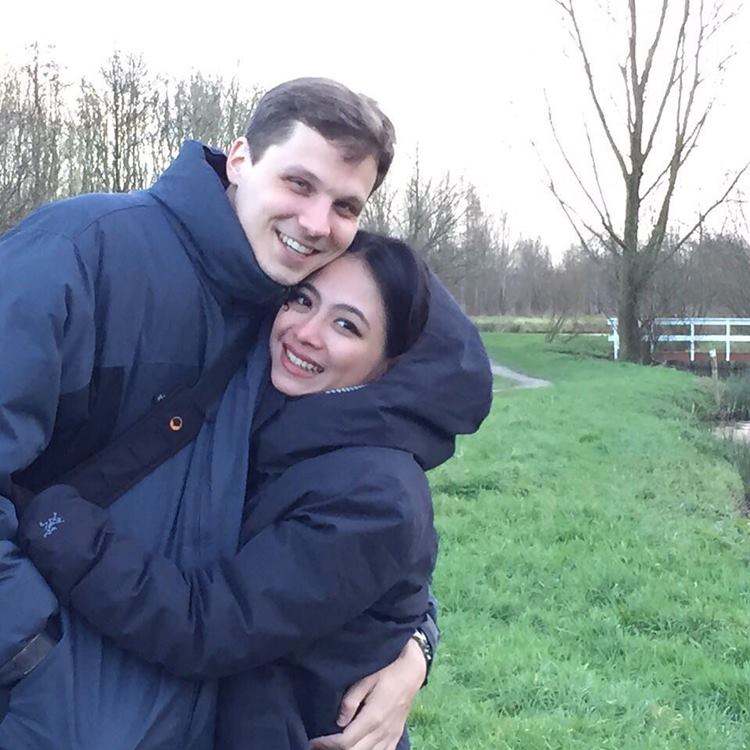 Tak lagi aktif, 6 penyanyi ini kini ikut suami tinggal di luar negeri