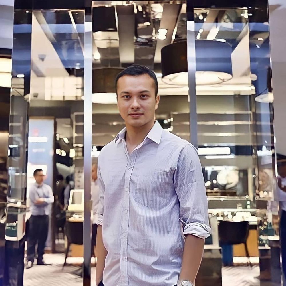 10 Potret lawas Nicholas Saputra dari awal karier
