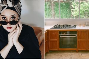 7 Penampakan rumah Dian Pelangi mulai dibersihkan usai kebanjiran