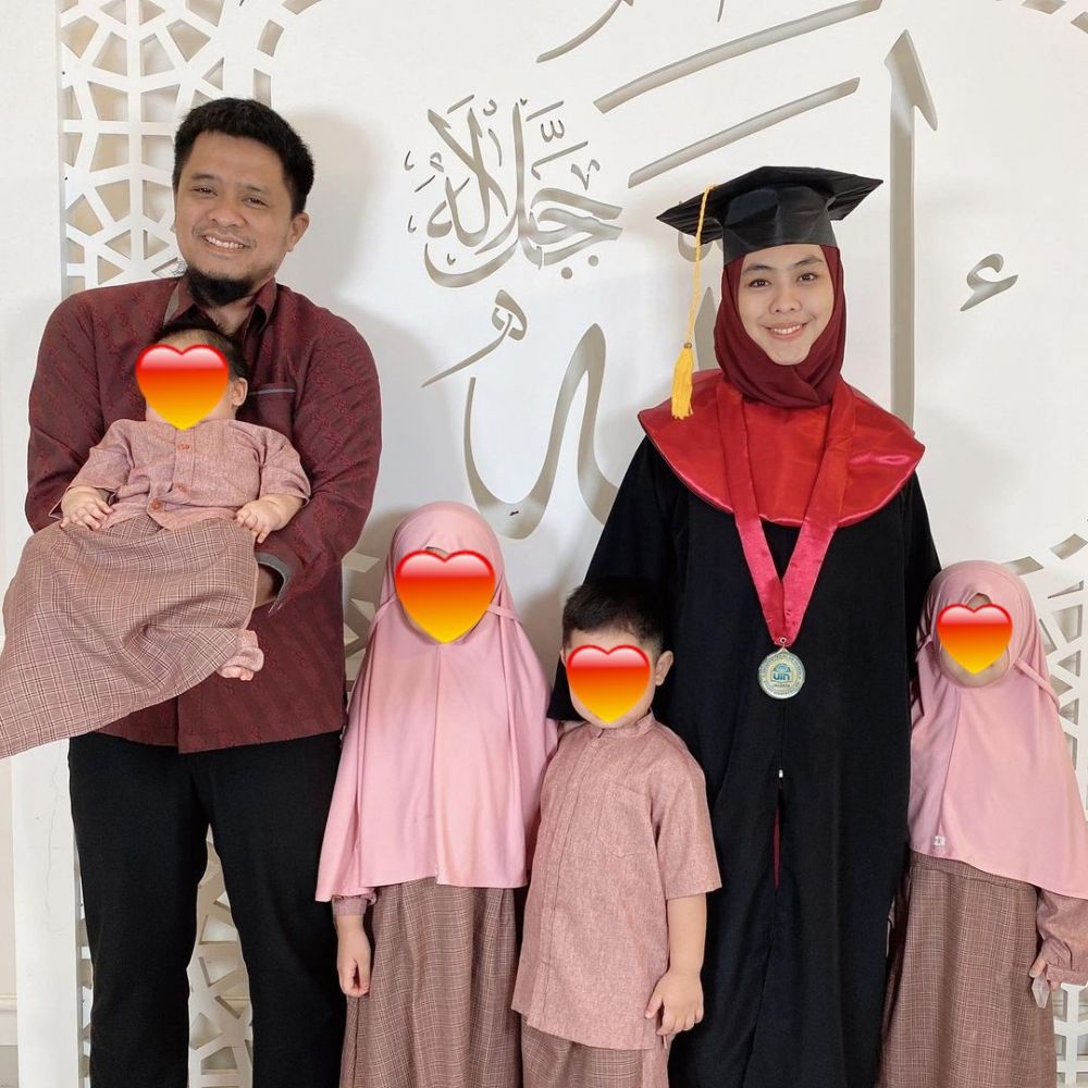 8 Momen Oki Setiana Dewi raih gelar doktor, penuh kebahagiaan